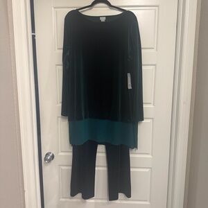 Chico's Travelers chiffon hem velvet top and pants